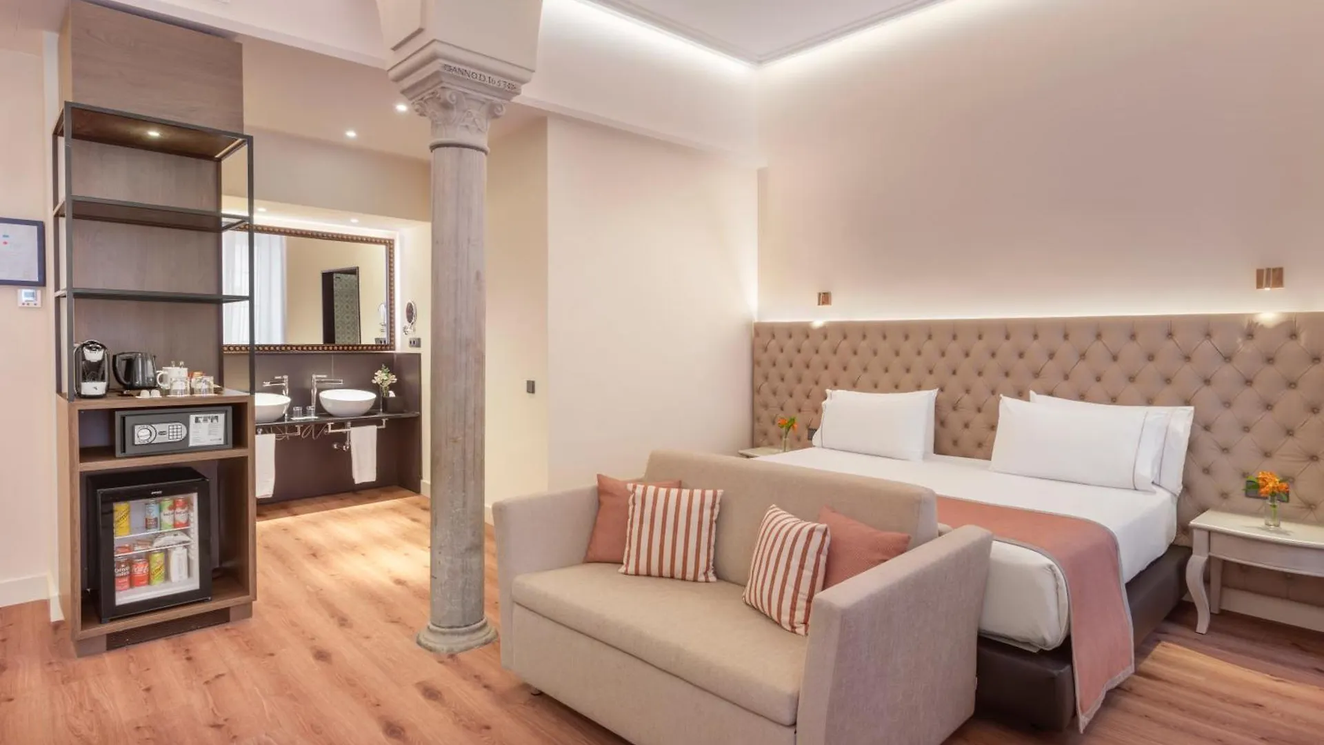 Eurostars Sevilla Boutique 4*,
